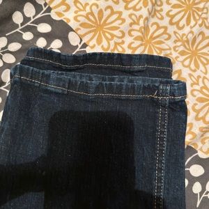 IZOD JEANS INDIGO COLOR .   No rips or stains